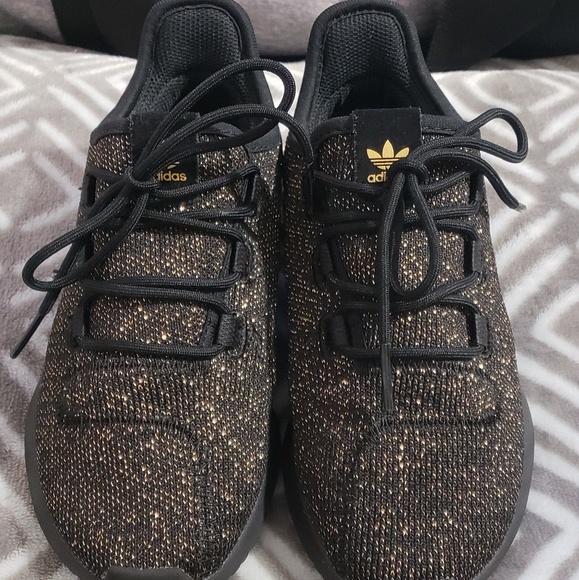 Girls Adidas Sneakers Size 13K - Picture 2 of 2